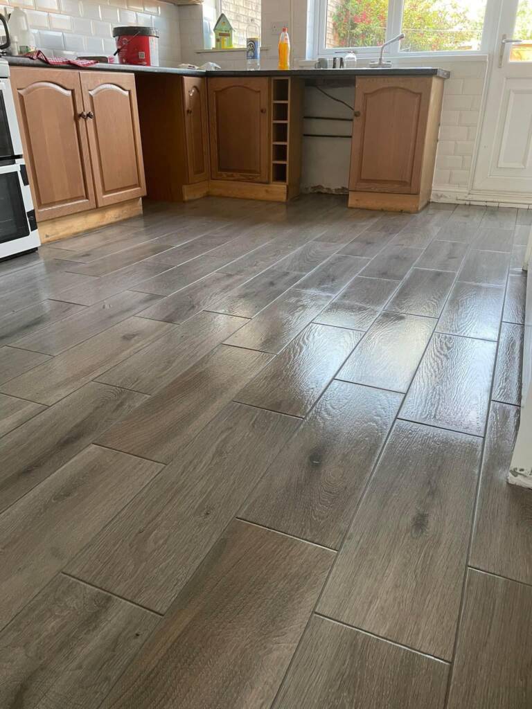 The Lincolnshire Tiler image of tiled floor