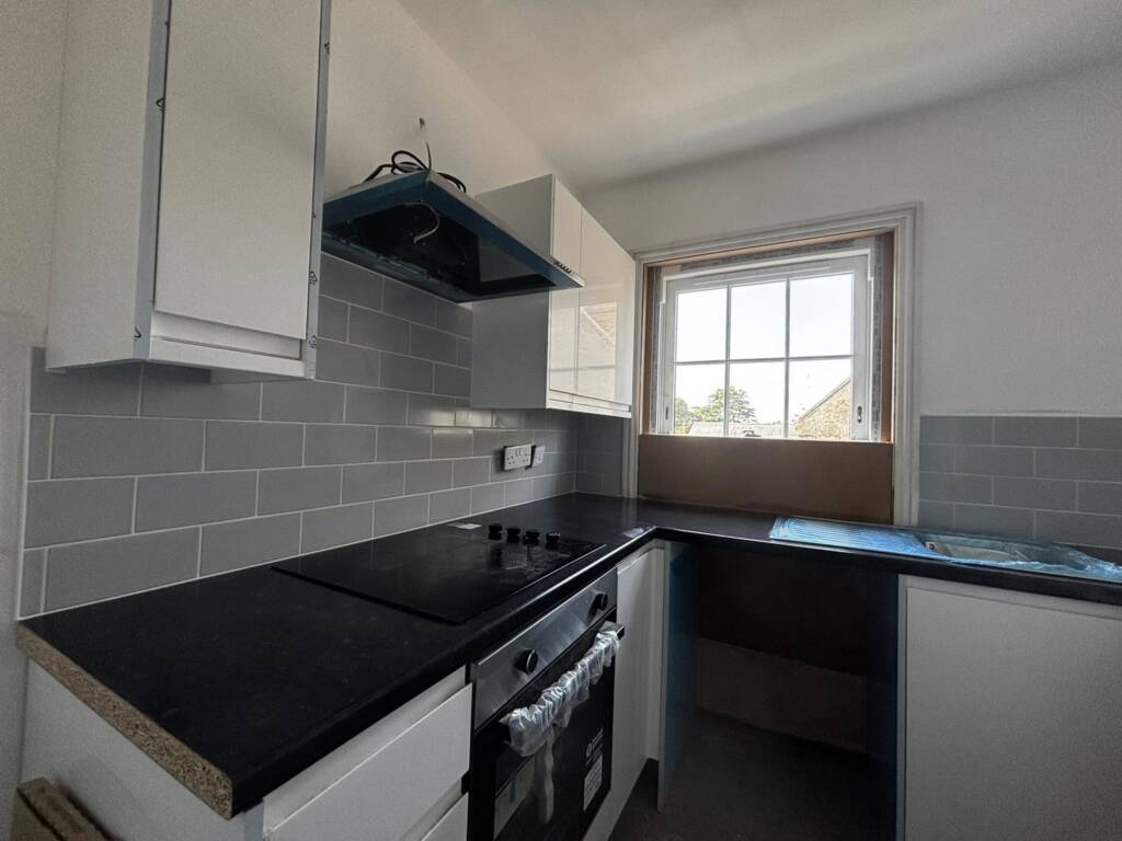 The Lincolnshire Tiler image of tiled wall